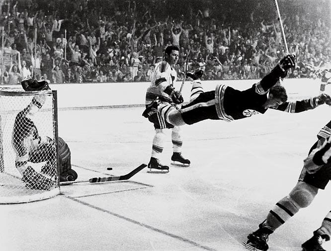 bobby-orr(ap).jpg